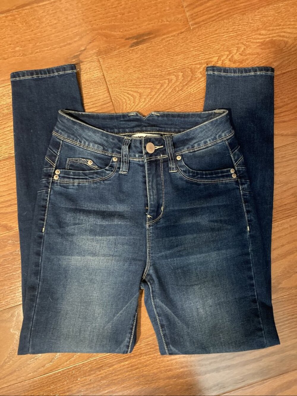 YMI Luxe skinny jeans - size 1 / 25 - NWOT